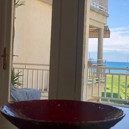 Apartment Seaside No-1